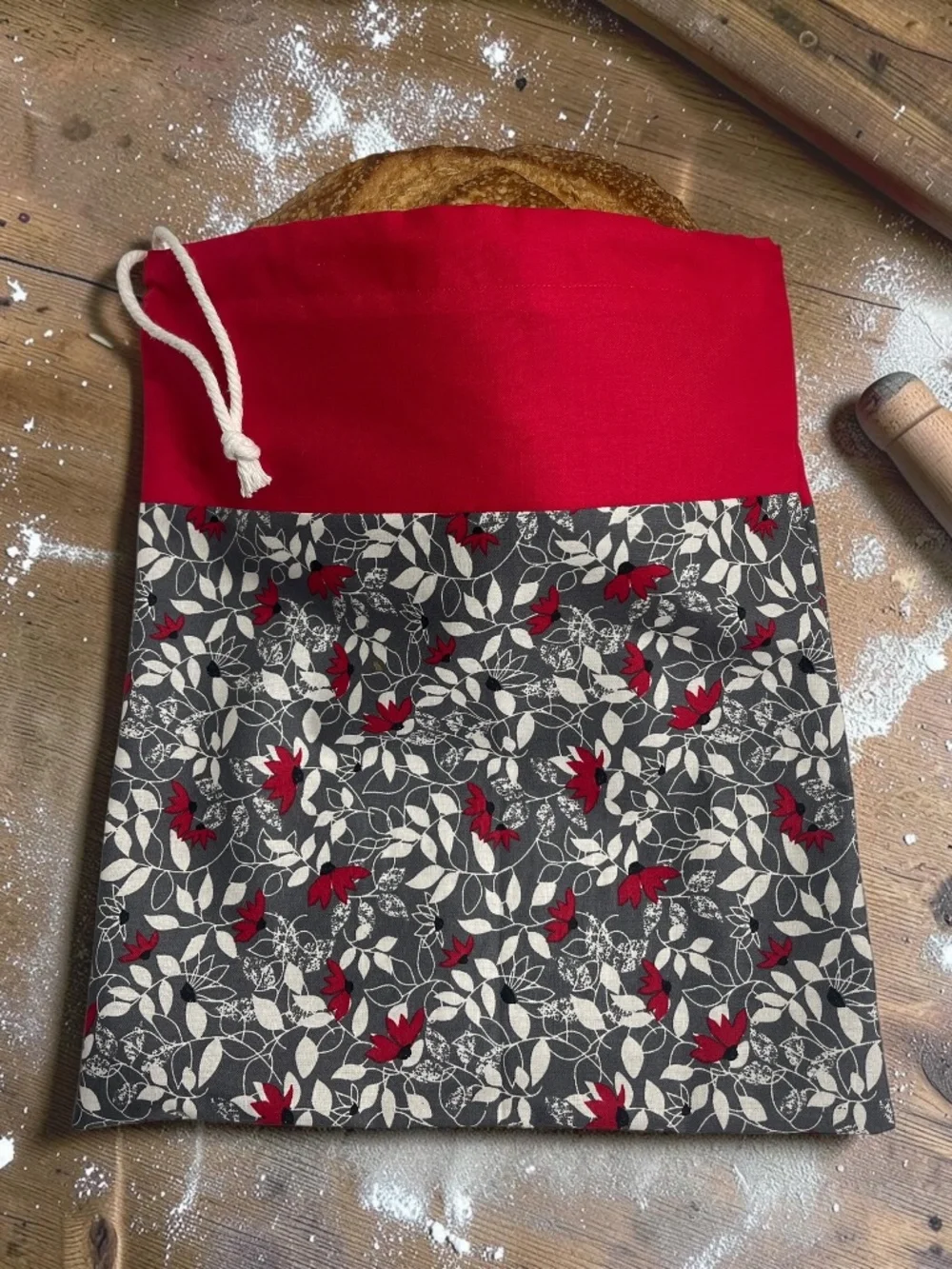 Red Floral Vine Cotton Bread Bag, Cloth Reusable Bread Storage Bag, Handmade Bag